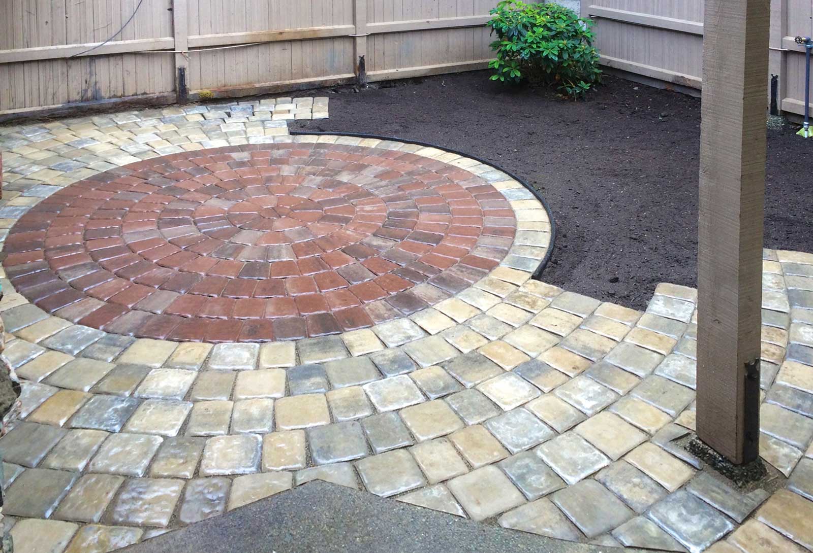 round patio