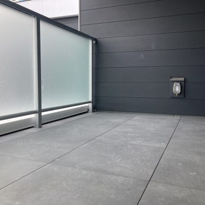 Porcelain paver balcony
