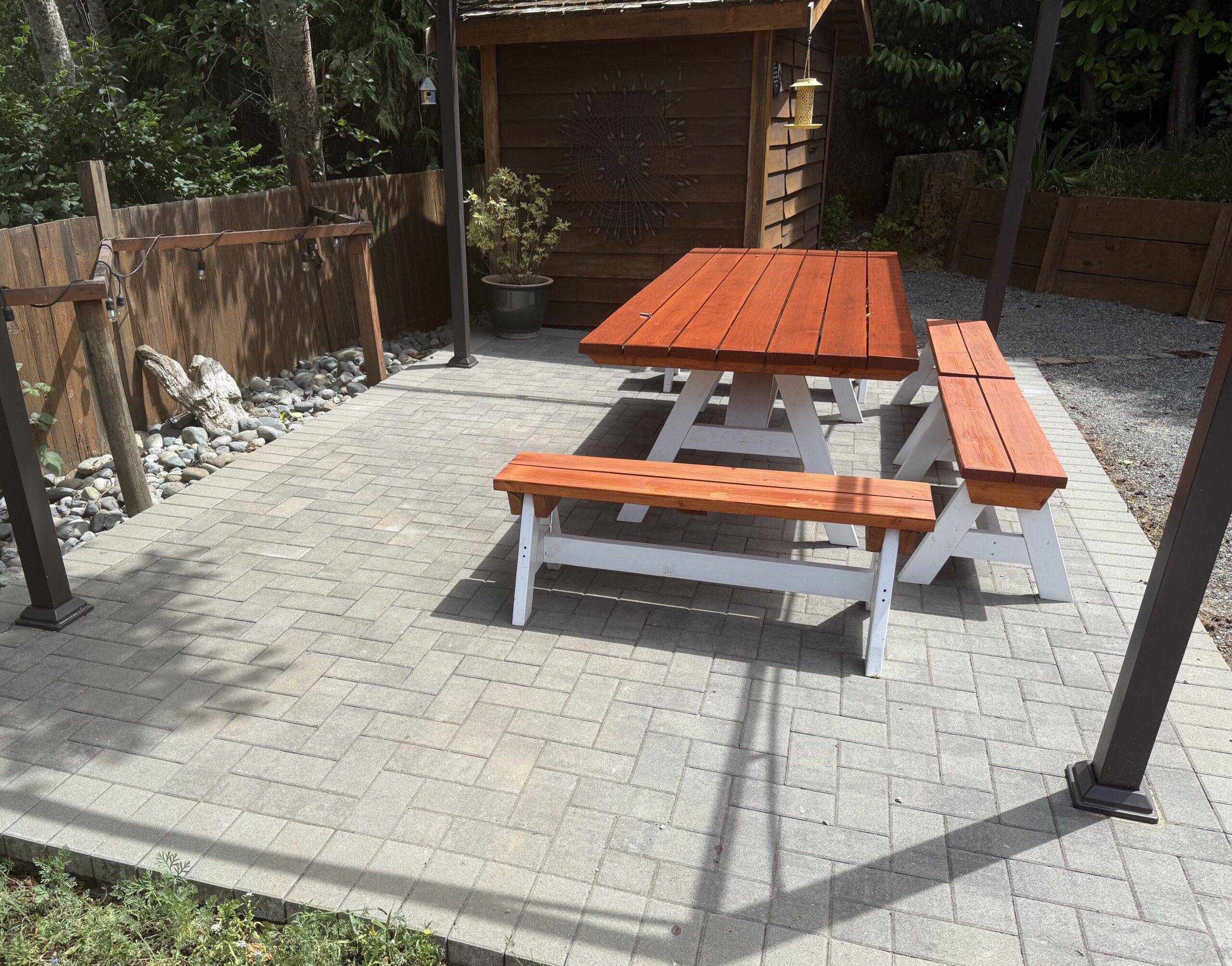 Paver patio bench